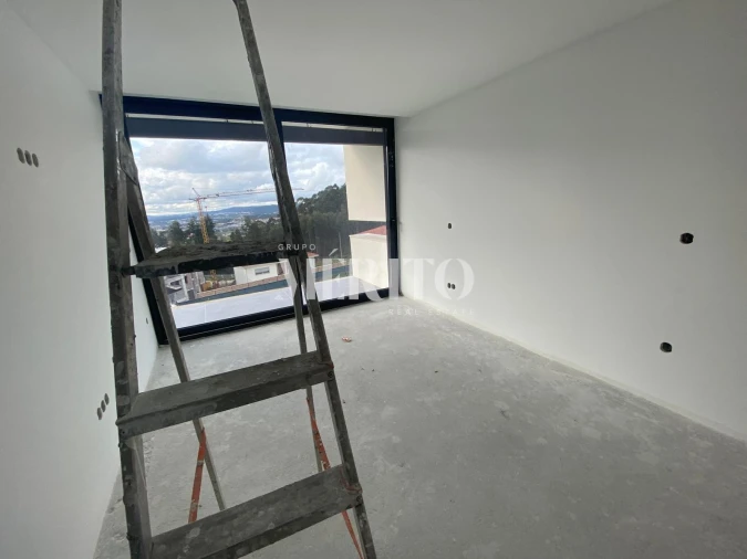 Moradia T3 para Venda em Roriz Foto 26