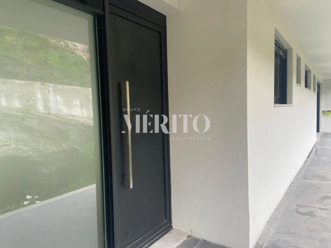 Moradia T3 para Venda em Roriz Foto 9