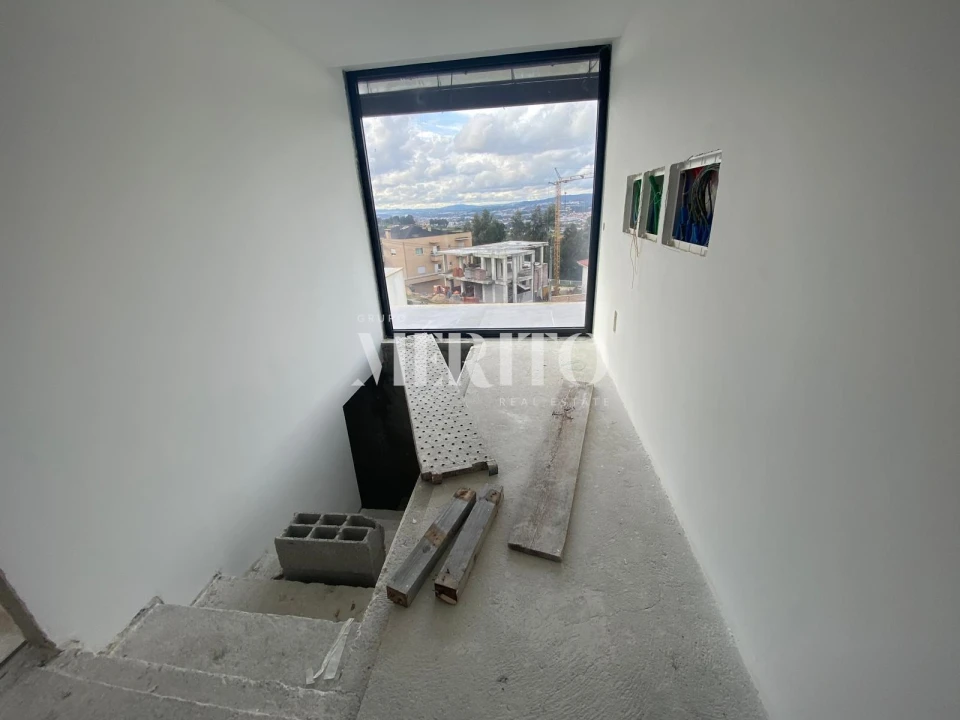 Moradia T3 para Venda em Roriz Foto 19