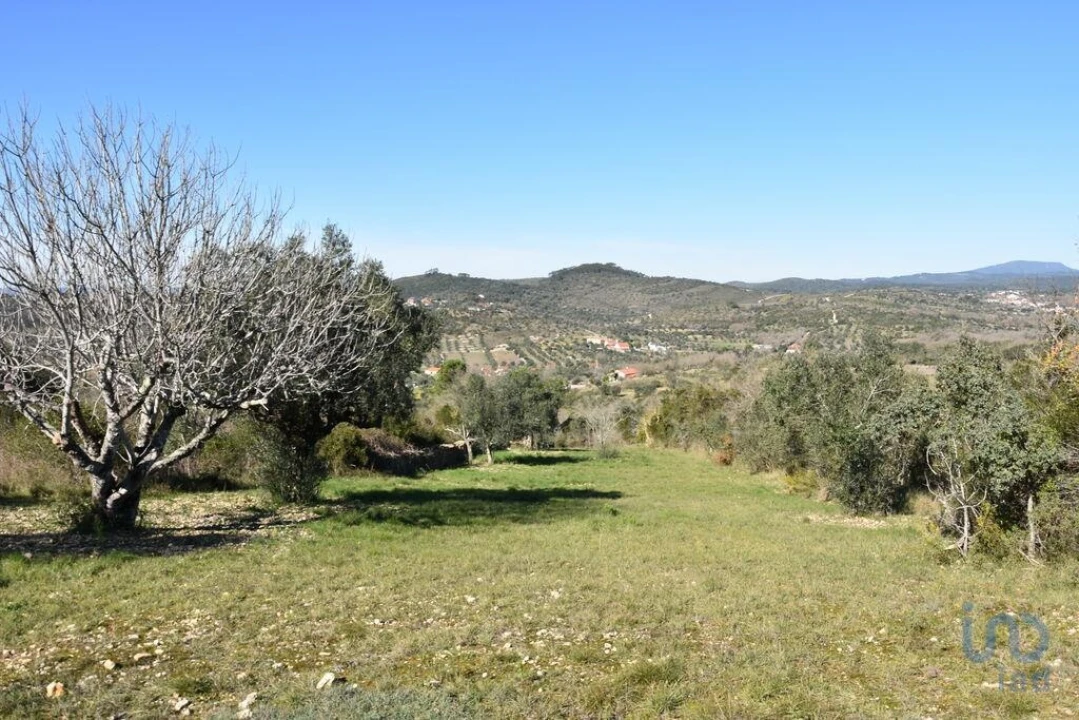 Terreno para Venda em Chãos Foto 9