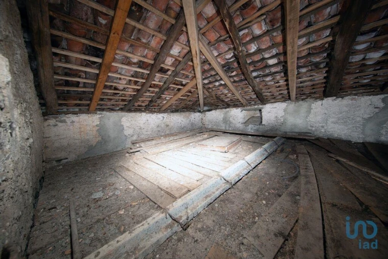 Moradia T3 para Venda em Serpins Foto 13