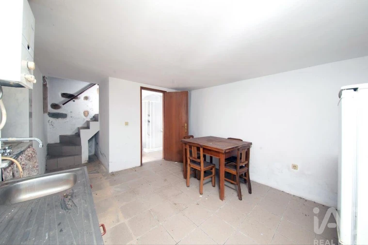 Moradia T3 para Venda em Serpins Foto 18