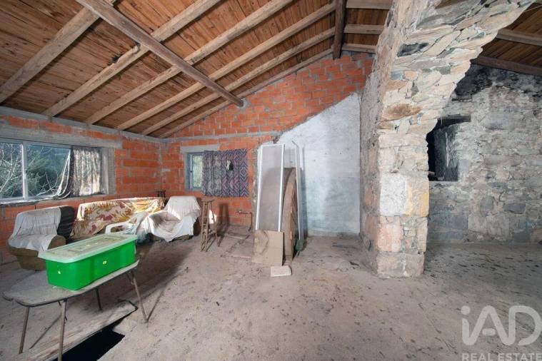 Moradia T3 para Venda em Serpins Foto 15