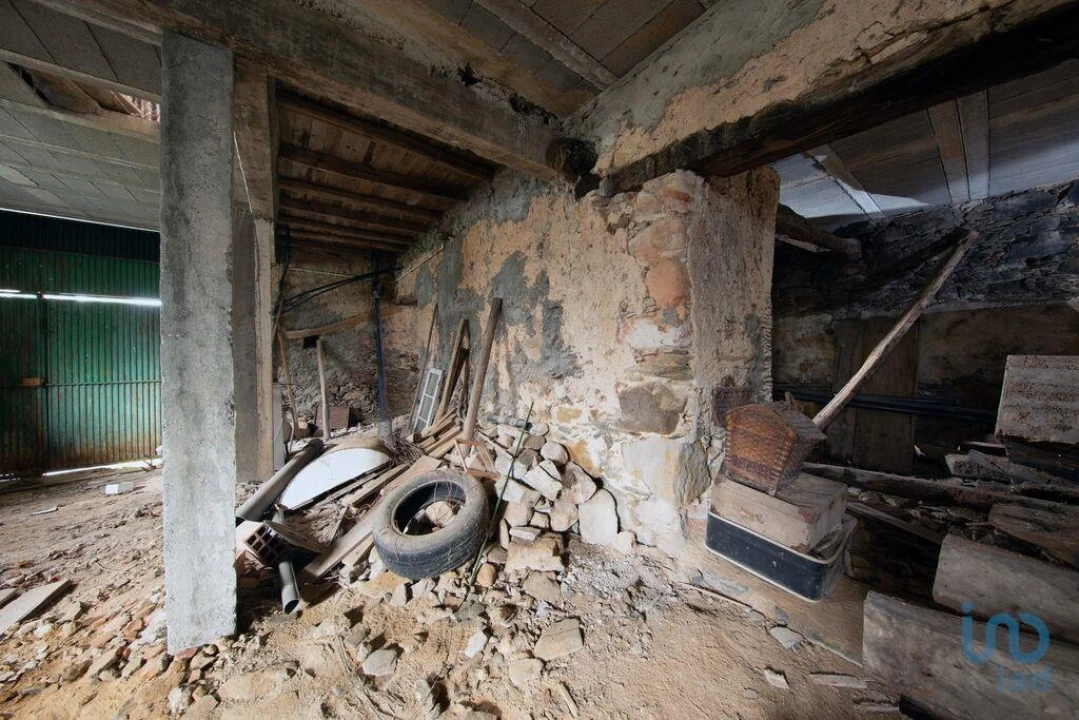 Moradia T3 para Venda em Serpins Foto 10