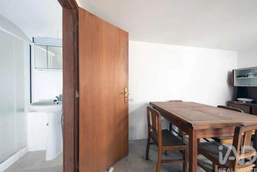 Moradia T3 para Venda em Serpins Foto 21