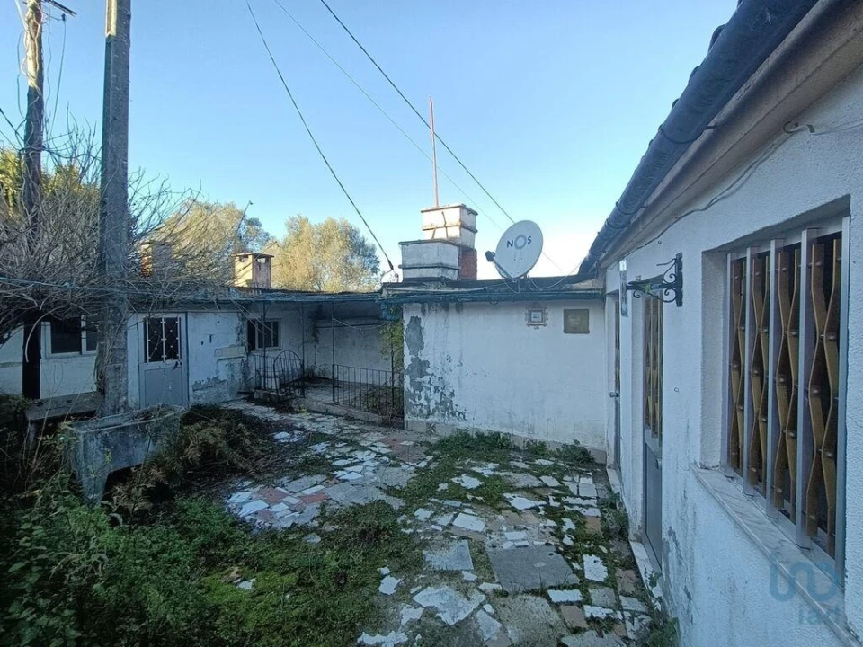 Moradia T1 para Venda em Eiras e Mei Foto 3