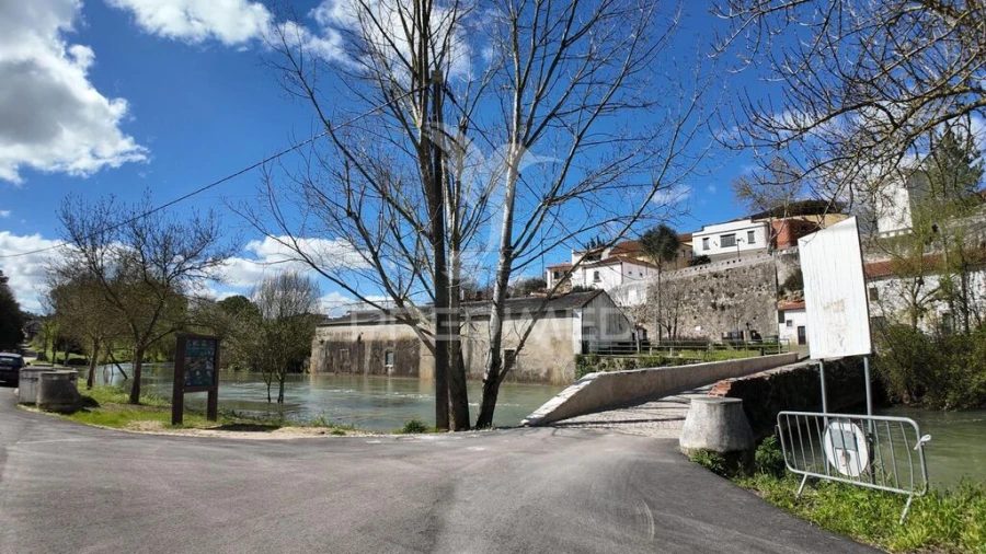 Moradia T3 para Venda em Pernes Foto 19