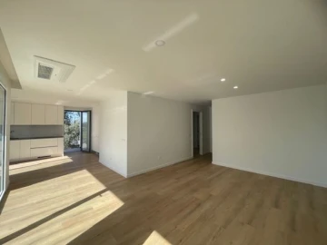 Apartamento T3 para Venda em Leiria, Pousos, Barreira e Cortes