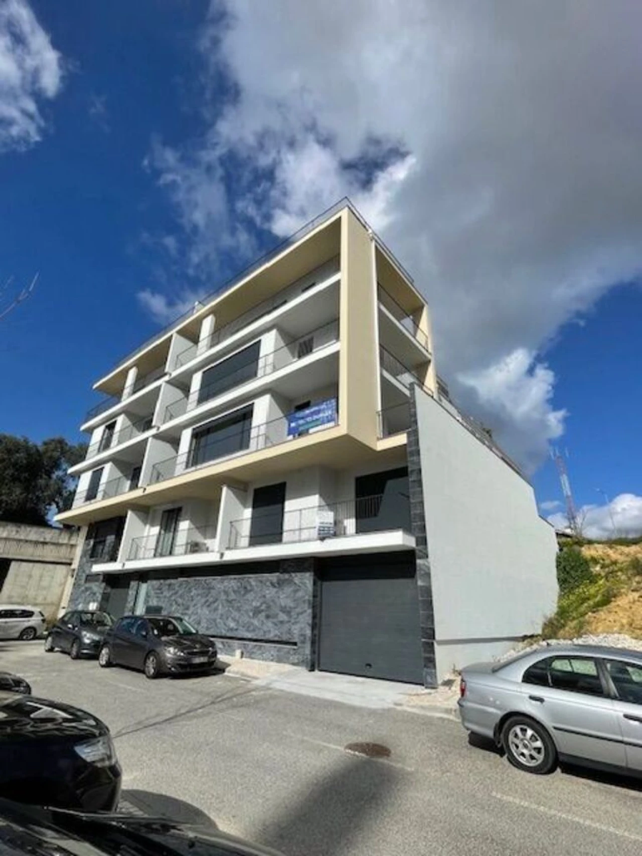 Apartamento T3 para Venda em Leiria, Pousos, Barreira e Cortes Foto 1