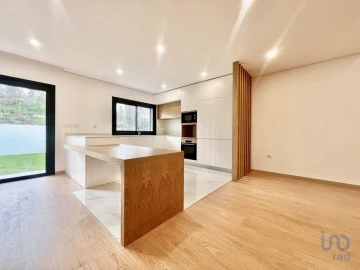 Moradia T3 para Venda em Antas e Abade de Vermoim