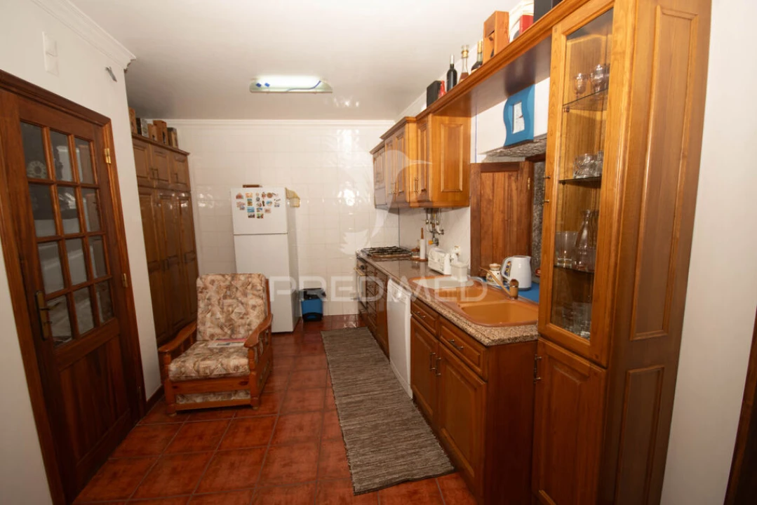 Moradia T3 para Venda em Avelãs de Ambom e Rocamondo Foto 12