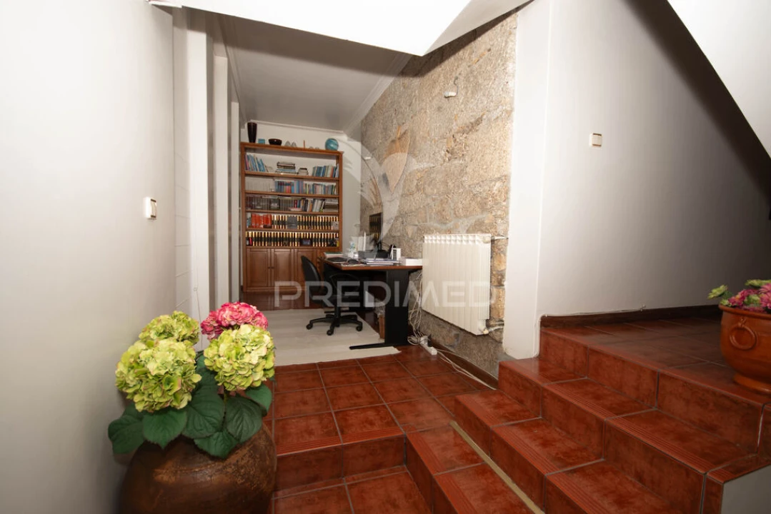 Moradia T3 para Venda em Avelãs de Ambom e Rocamondo Foto 9