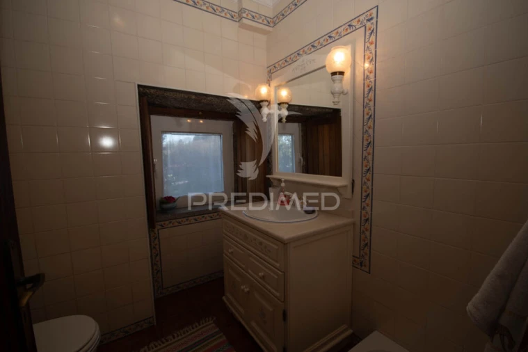 Moradia T3 para Venda em Avelãs de Ambom e Rocamondo Foto 13