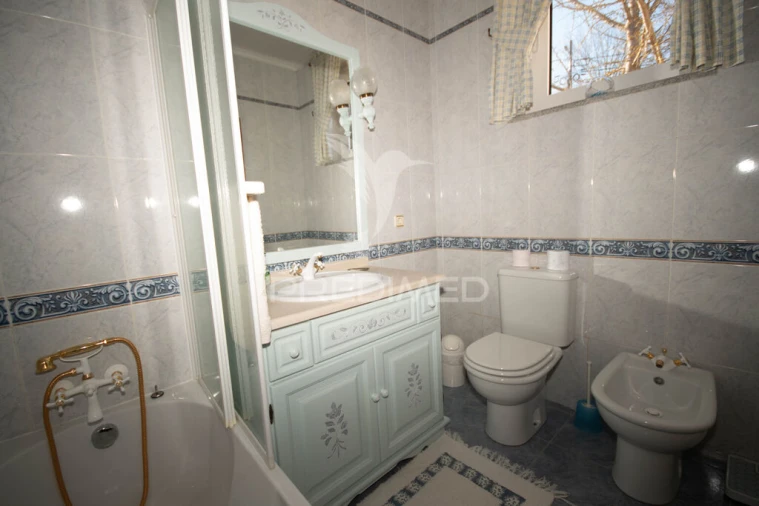 Moradia T3 para Venda em Avelãs de Ambom e Rocamondo Foto 8