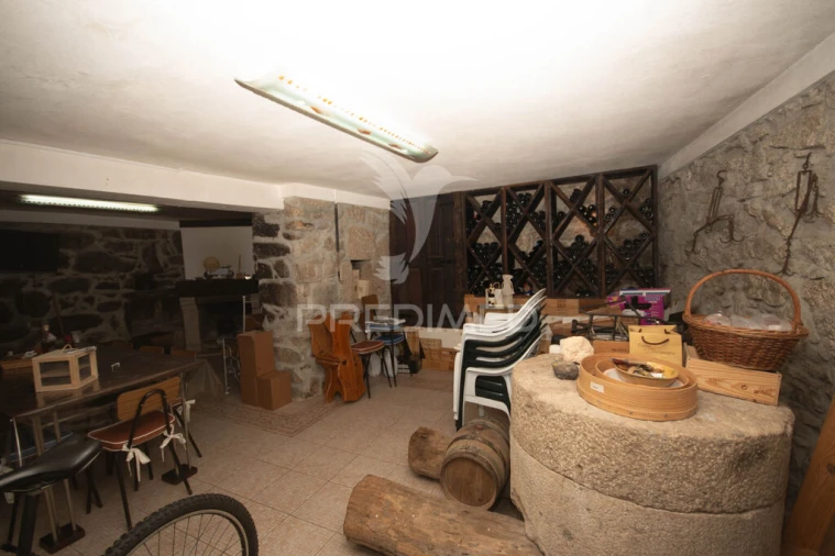 Moradia T3 para Venda em Avelãs de Ambom e Rocamondo Foto 15