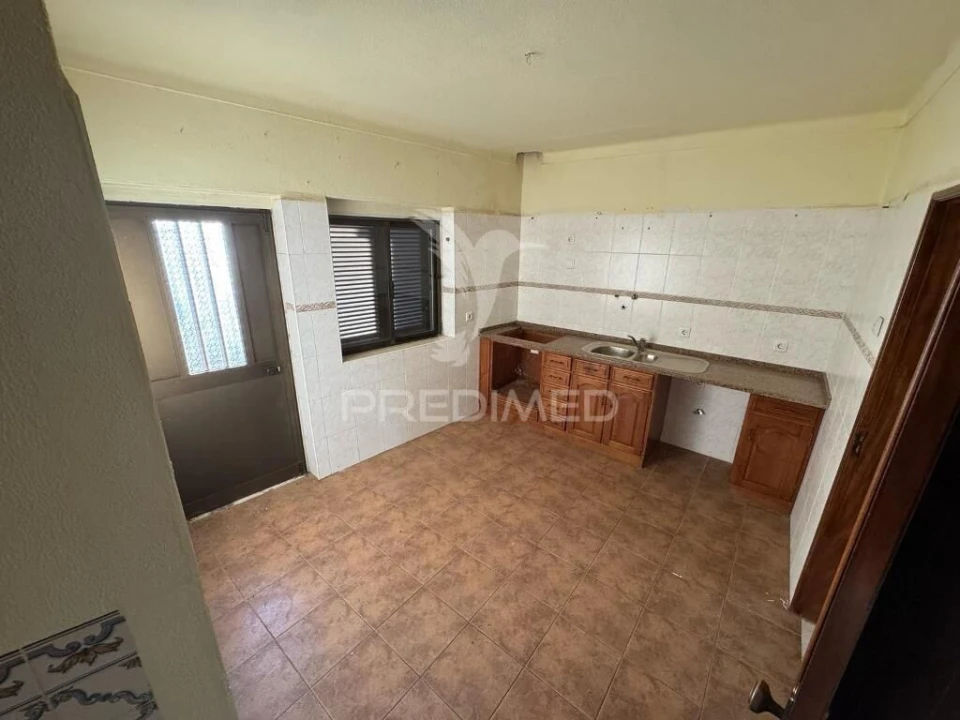 Apartamento T3 para Venda em Fronteira Foto 9