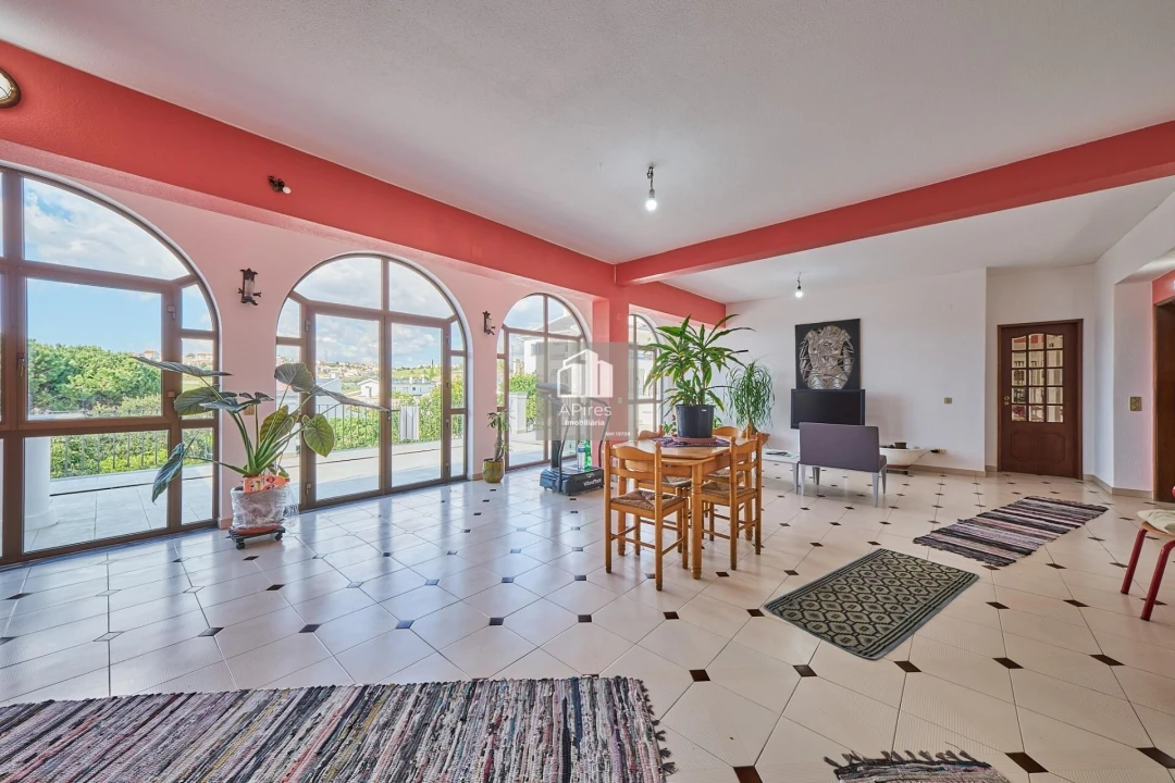 Apartamento T6 para Venda em Caparica e Trafaria Foto 18