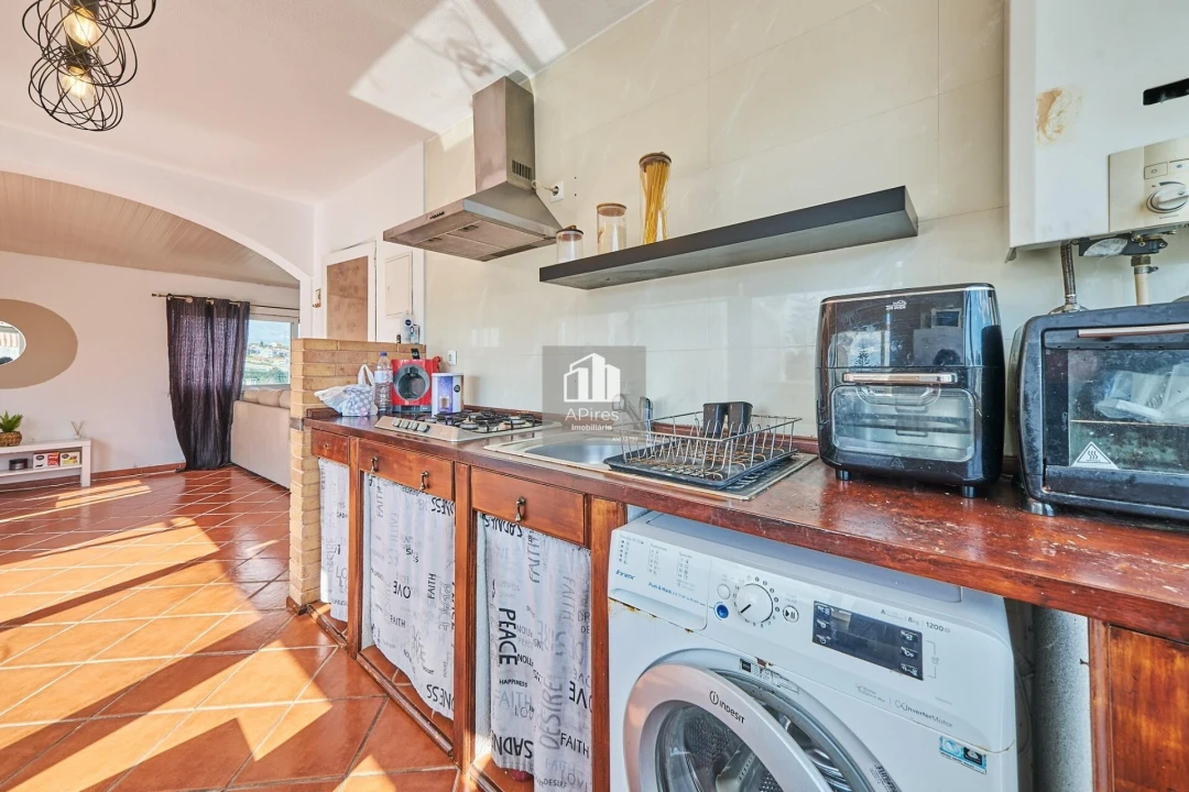 Apartamento T6 para Venda em Caparica e Trafaria Foto 25
