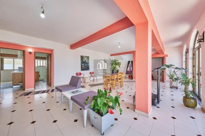 Apartamento T6 para Venda em Caparica e Trafaria