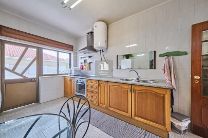 Apartamento T6 para Venda em Caparica e Trafaria