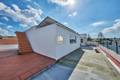 Apartamento T6 para Venda em Caparica e Trafaria