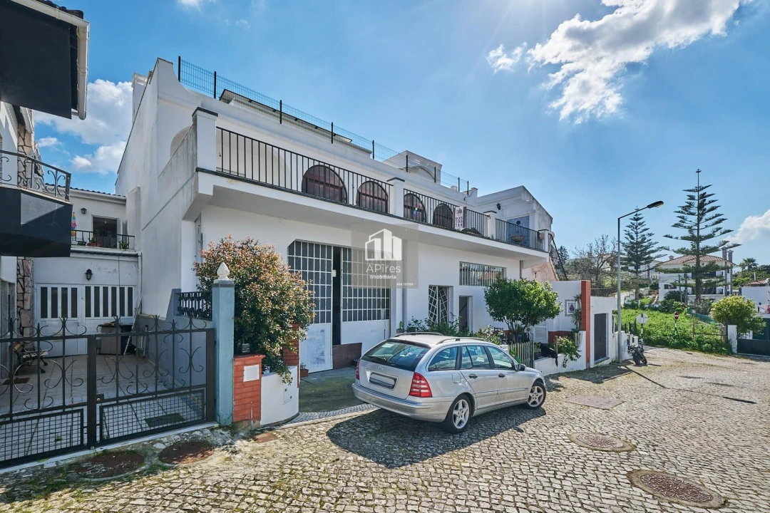 Apartamento T6 para Venda em Caparica e Trafaria Foto 2