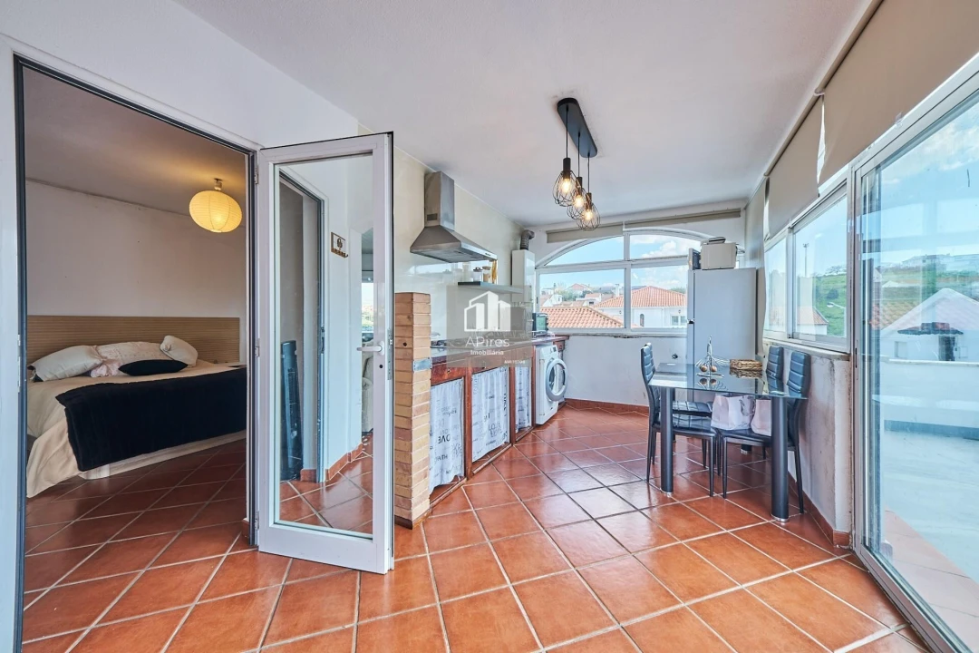 Apartamento T6 para Venda em Caparica e Trafaria Foto 23