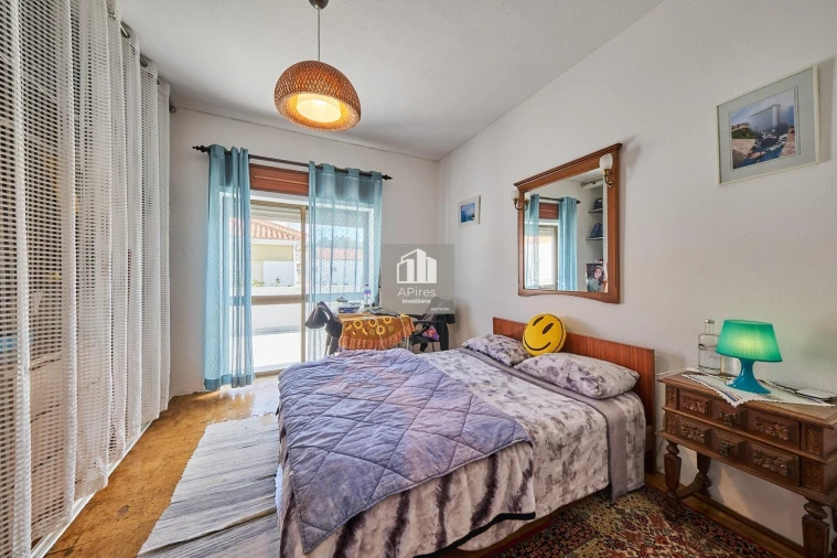 Apartamento T6 para Venda em Caparica e Trafaria Foto 30