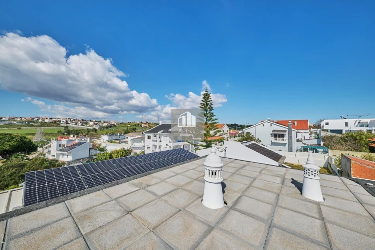 Apartamento T6 para Venda em Caparica e Trafaria Foto 12