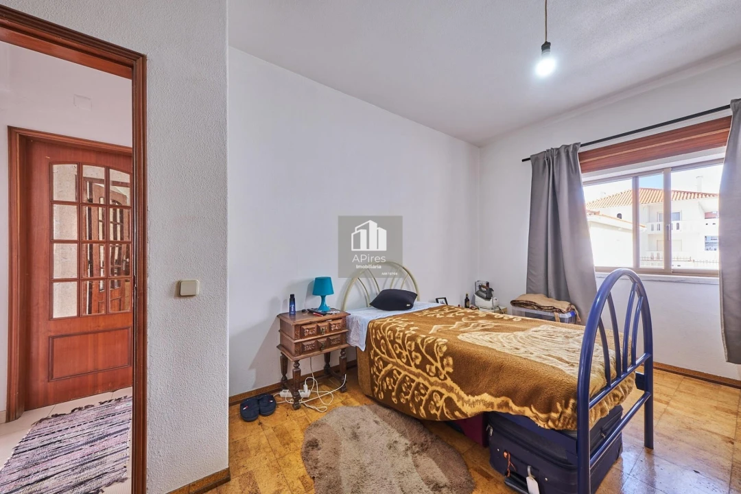 Apartamento T6 para Venda em Caparica e Trafaria Foto 31