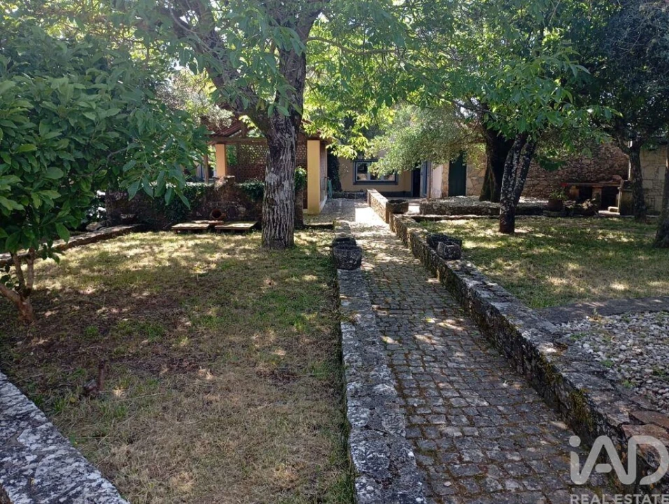 Moradia T4 para Venda em Fatima Foto 22