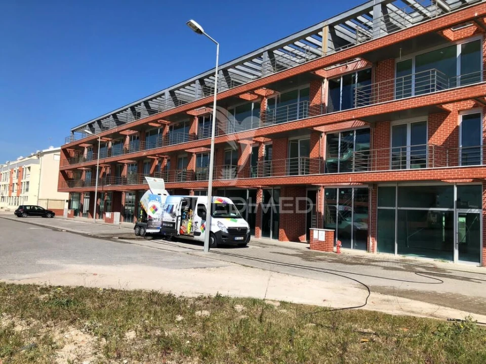 Loja para Venda em Gafanha da Boa Hora Foto 1