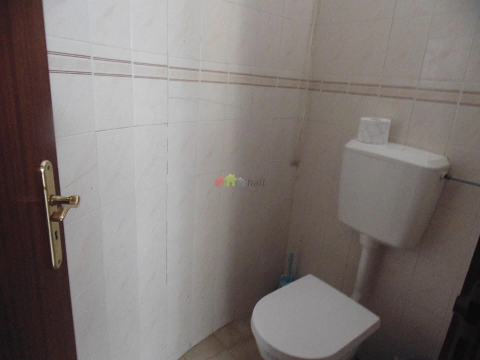 Negócio para Venda em Beja (Santiago Maior e São João Baptista) Foto 14