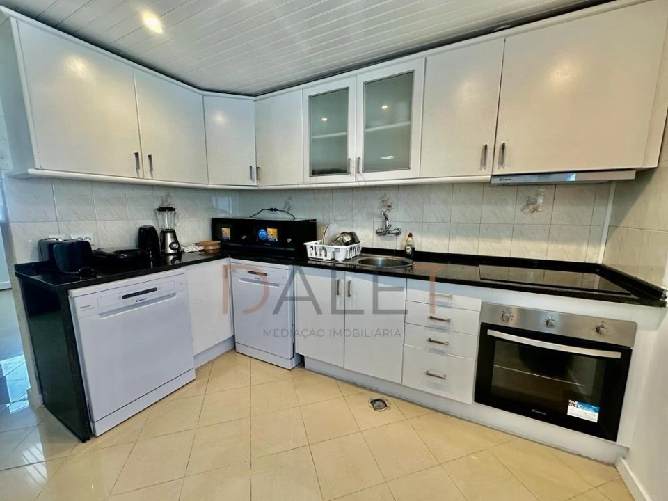 Quarto para Arrendamento em Ajuda Foto 6