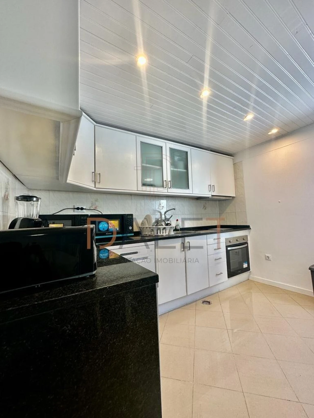 Quarto para Arrendamento em Ajuda Foto 9