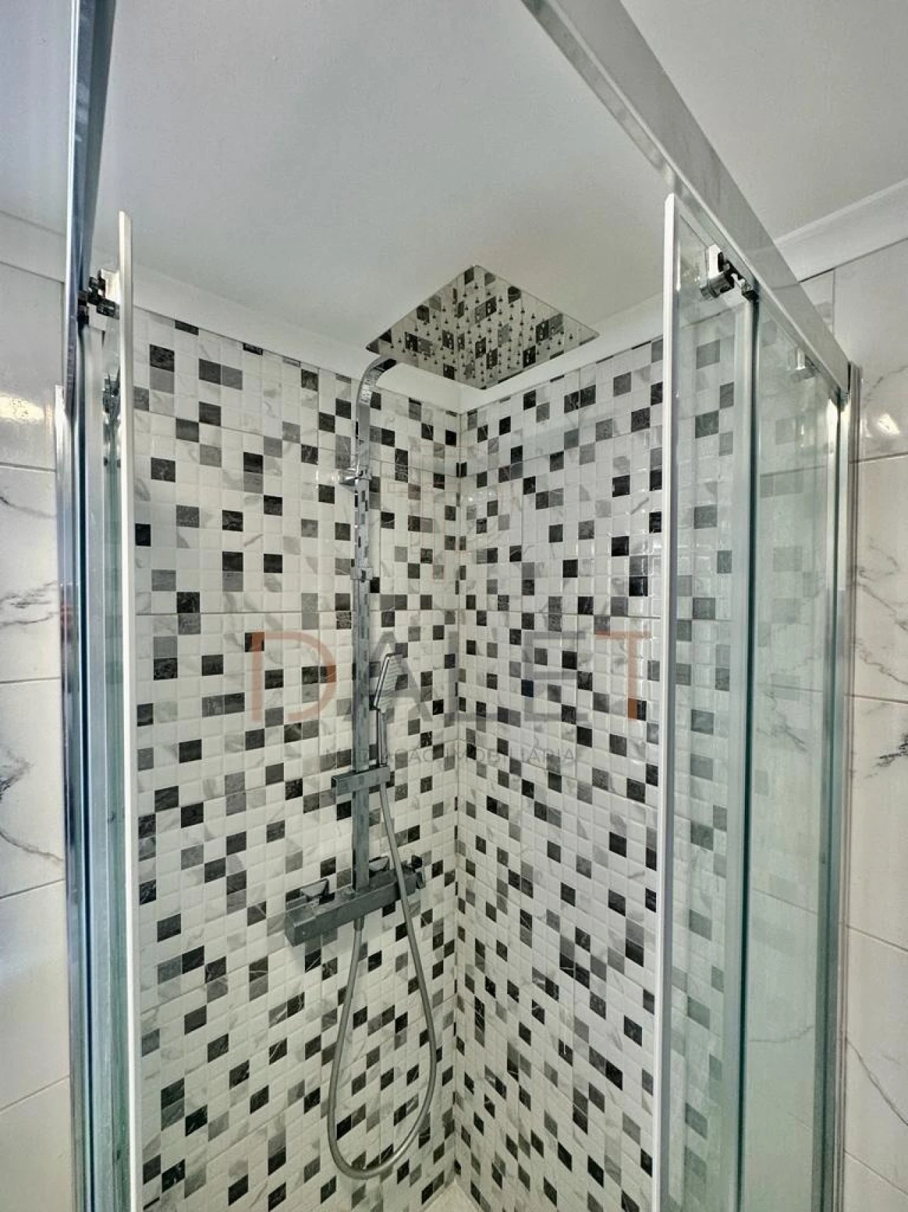 Quarto para Arrendamento em Ajuda Foto 28