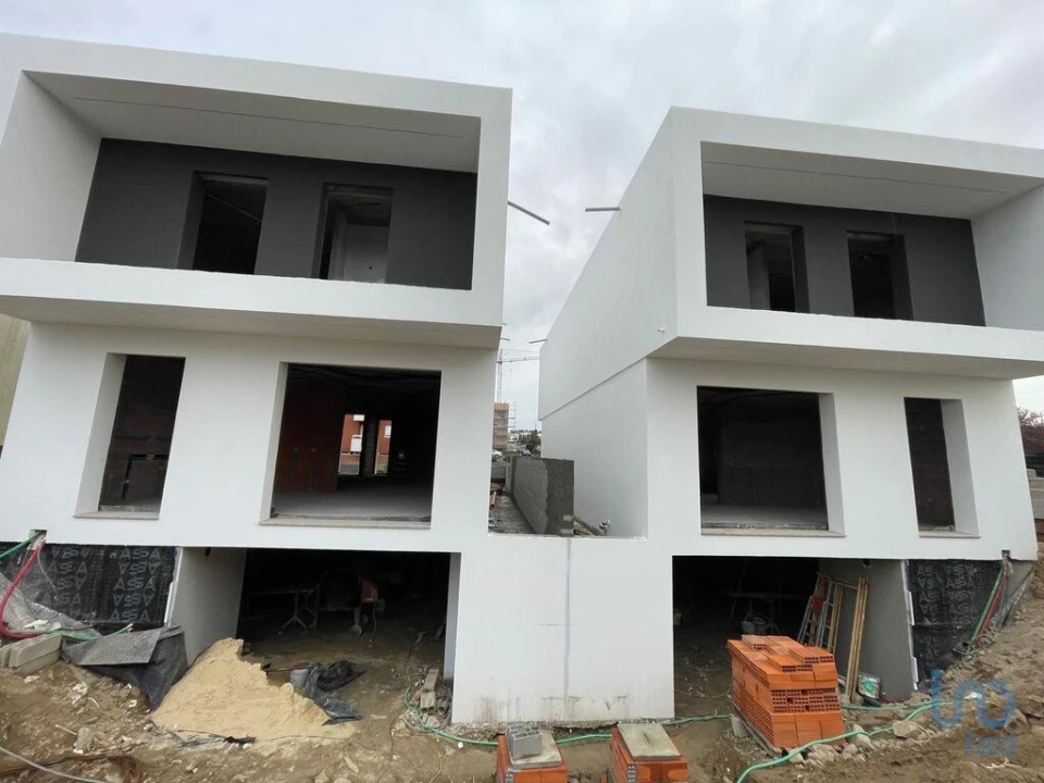 Moradia T3 para Venda em Barcelos, V.Boa, V.Frescainha Foto 1