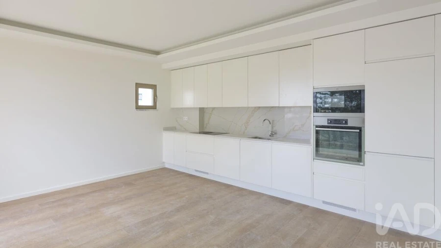 Apartamento T1 para Venda em Alvor Foto 3