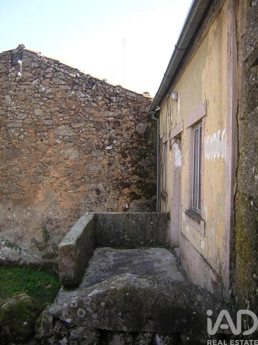 Moradia para Venda em Quadrazais Foto 14