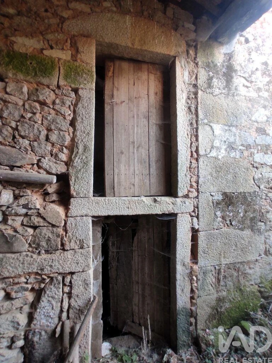 Moradia para Venda em Quadrazais Foto 7