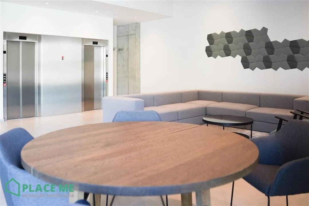 Apartamento T1 para Arrendamento em Azurem Foto 31