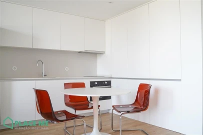 Apartamento T1 para Arrendamento em Azurem