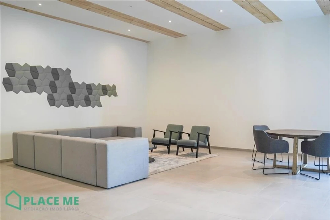 Apartamento T1 para Arrendamento em Azurem Foto 28