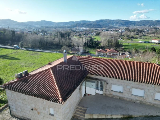 Quinta T4 para Venda em Abação e Gémeos Foto 10