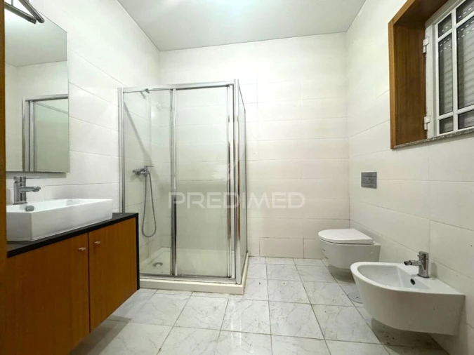 Quinta T4 para Venda em Abação e Gémeos Foto 11