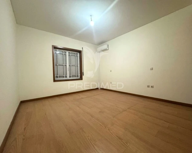 Quinta T4 para Venda em Abação e Gémeos Foto 16