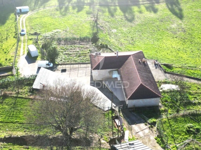 Quinta T4 para Venda em Abação e Gémeos Foto 15