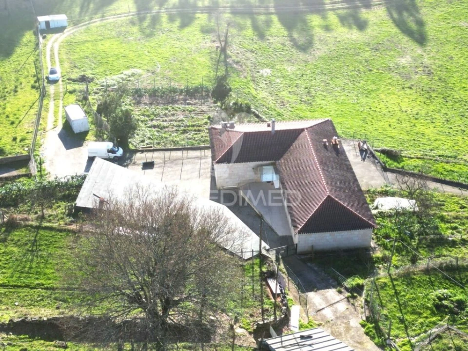 Quinta T4 para Venda em Abação e Gémeos Foto 15