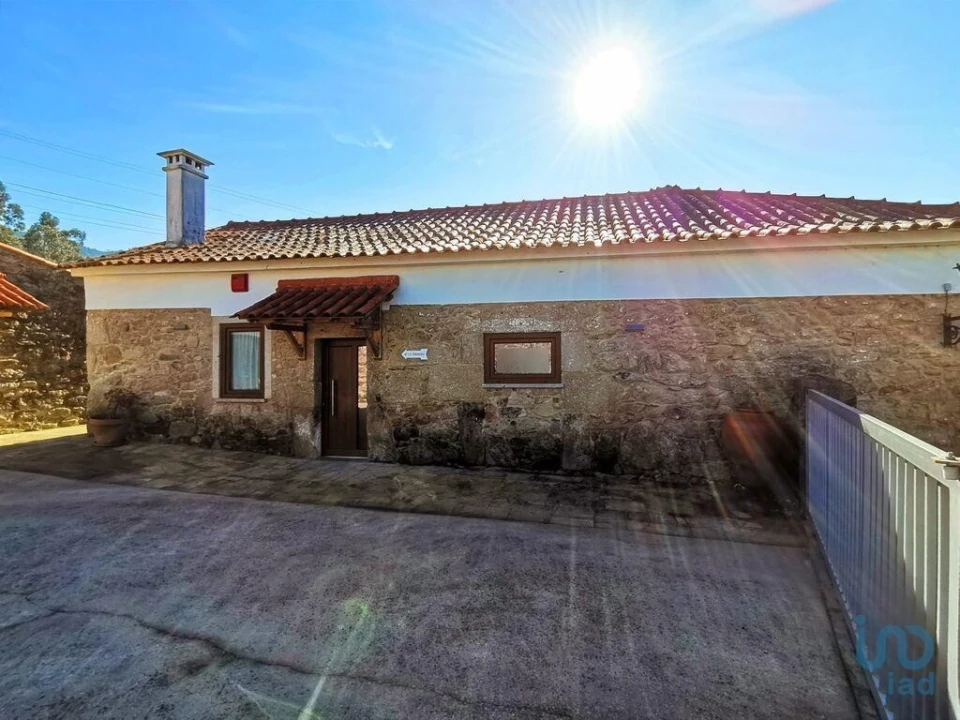 Moradia T8 para Venda em Gandra e Taião Foto 3