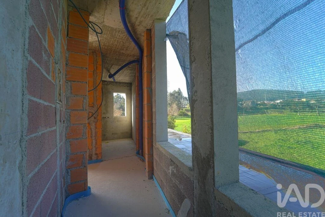 Moradia T3 para Venda em Palmeira de Faro e Curvos Foto 9